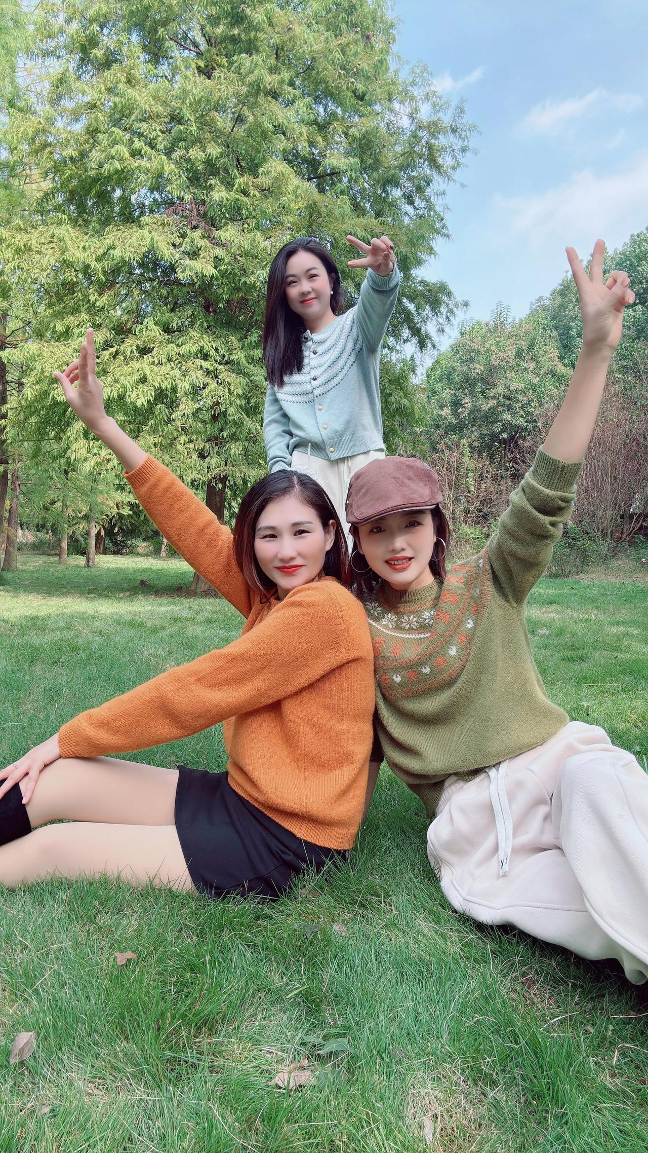 猜猜哪个是我干妈