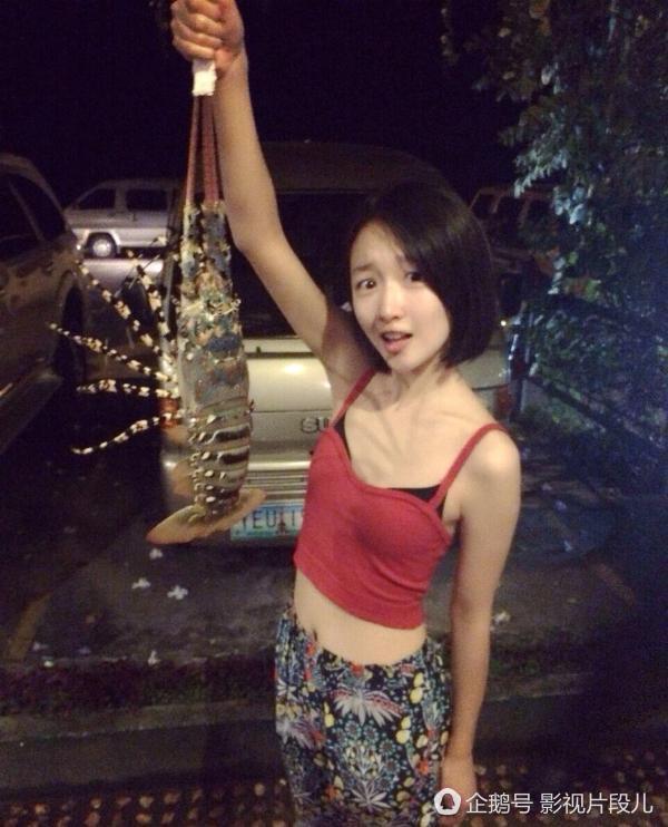 第二位 周冬雨