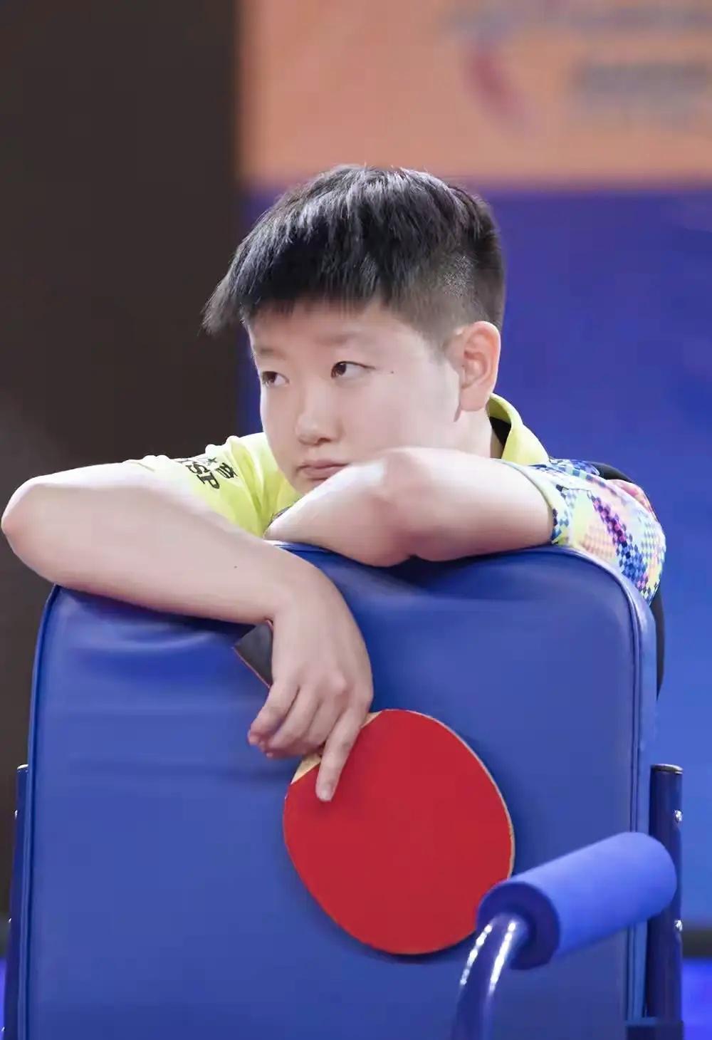 孙颖莎又赢了，这次赢到没人能追。WTT六站比赛，她拿了五冠，输的那场，是对王曼
