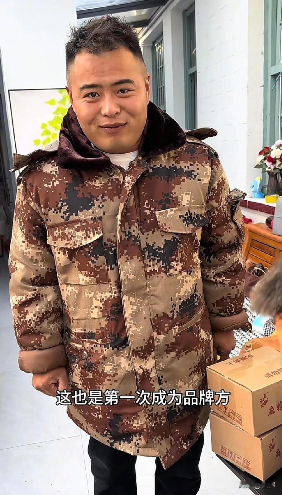 终于知道豆二两70万的宝马是怎么挣的了，就拿豆二两大嫂来说，4个月抖音涨了20多