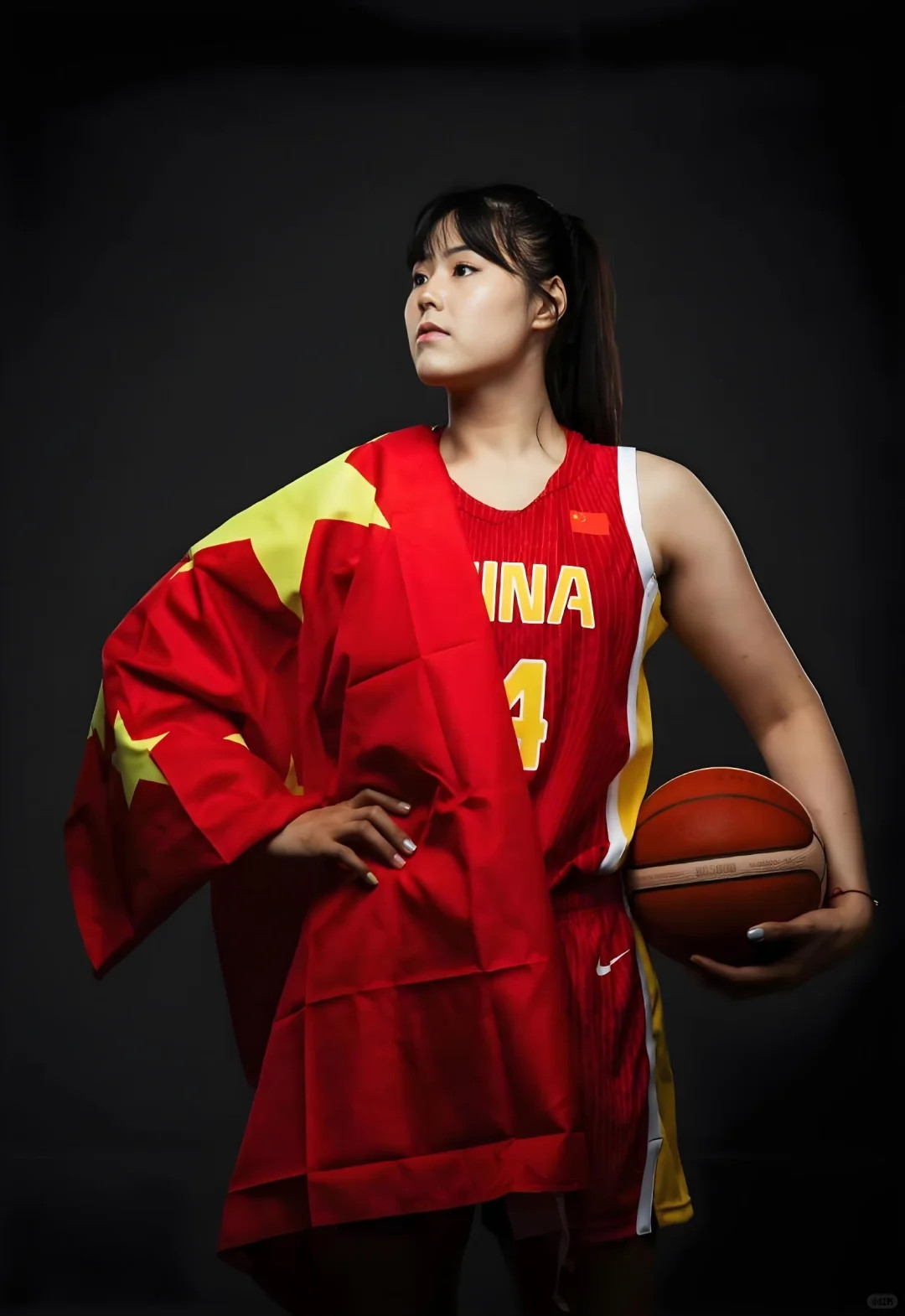 李月汝心里还憋着一口气这份遗憾格外戳人。身体、竞技状态全部准备就绪，心里已经攒