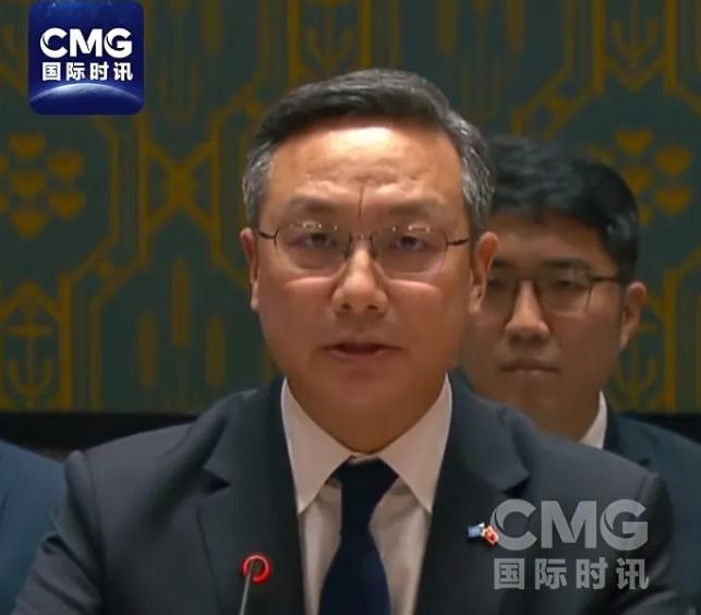 中日今晨联合国激烈交手！中国代表罕见“铁拳”出击，打得对方毫无还手之力！ 联