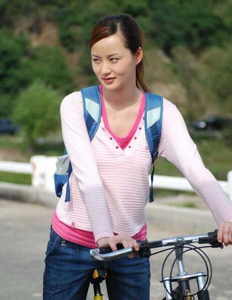 后来吴一迪参加了《乡村爱情2》的拍摄,并在里扮演女大学生陈艳楠.