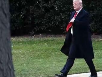 特朗普已经八十多岁的人了，精力依旧十分充沛，他曾经在采访时表示：自己养生的秘诀就