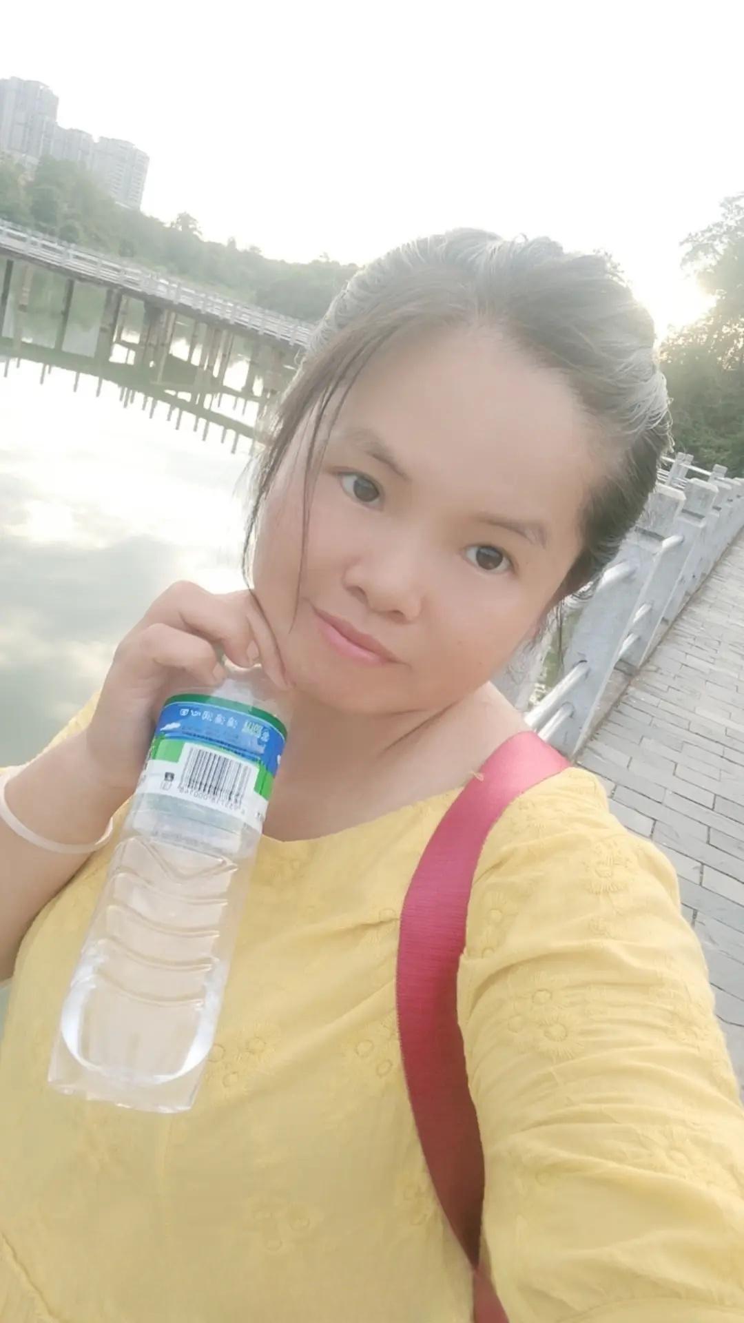 一个女人会不会勾搭有夫之妇，跟她有没有离婚没有关系，大家以为离婚的女人就会跟男人