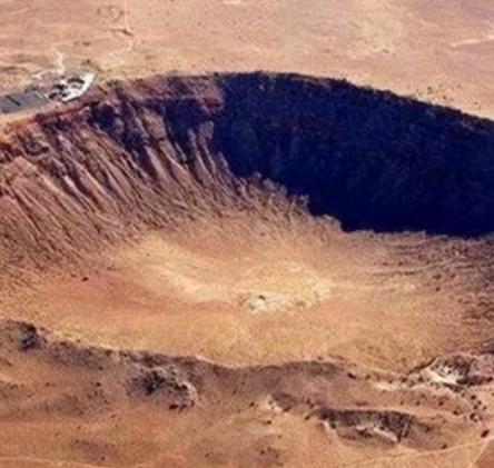 1902年，美国一位工程师花300美元买了一个大坑，并投入60万开采，却一无所获