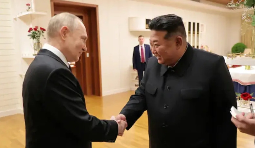 金正恩：普京是我最亲爱的战友。据朝中社12日报道，金正恩向俄罗斯总统普京致电