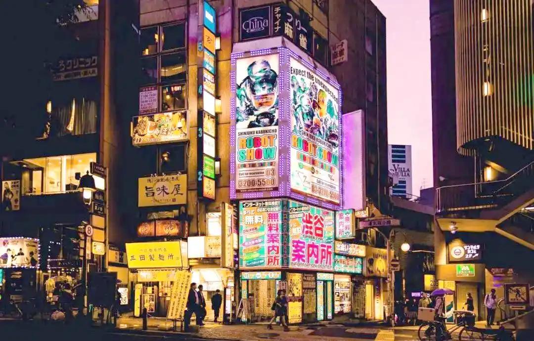 别误判日本！GDP低迷是伪装，衰败背后藏着全球产业链霸权.日本真的在衰落吗？答案