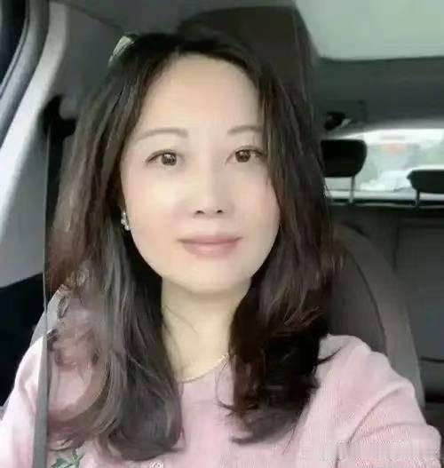 41岁硕士中学老师，单身至今，相亲市场被贴上“库存”标签硕士学历，中学教师