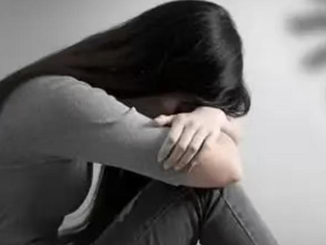 安徽，一男子认识了一个15岁女孩，时间久了就把女孩约了出来，还在出租屋内想要强行