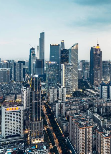 中国距离成为发达国家还有多远，我们有生之年能看到那一天吗？先说一个反直学的结论，