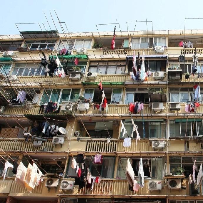 管控力度拉满，藏不住了！9月1日，广东佛山城管局发布市容管理修改稿征求意见稿，