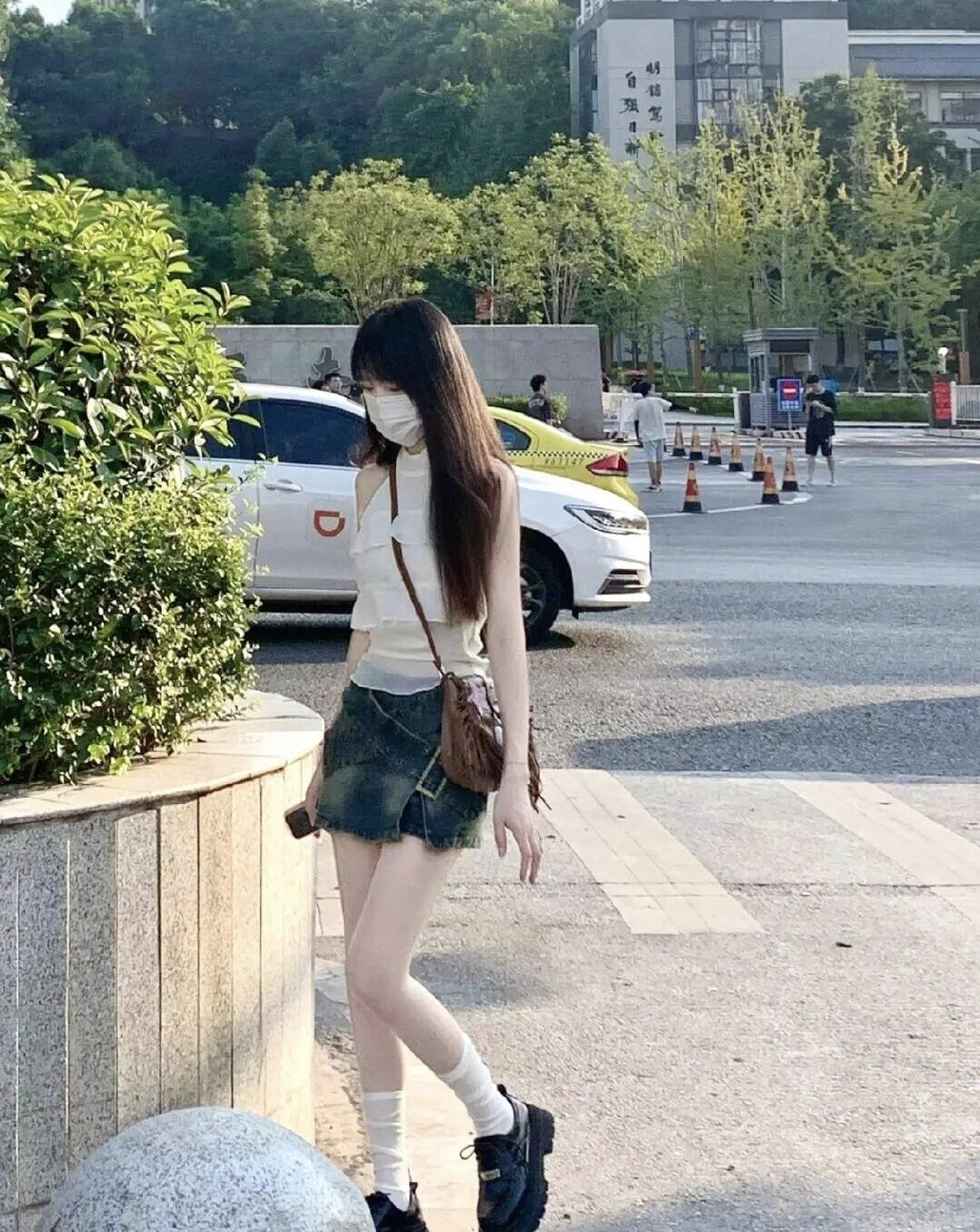 把生活调成自己喜欢的频道，漫步街头即是美好