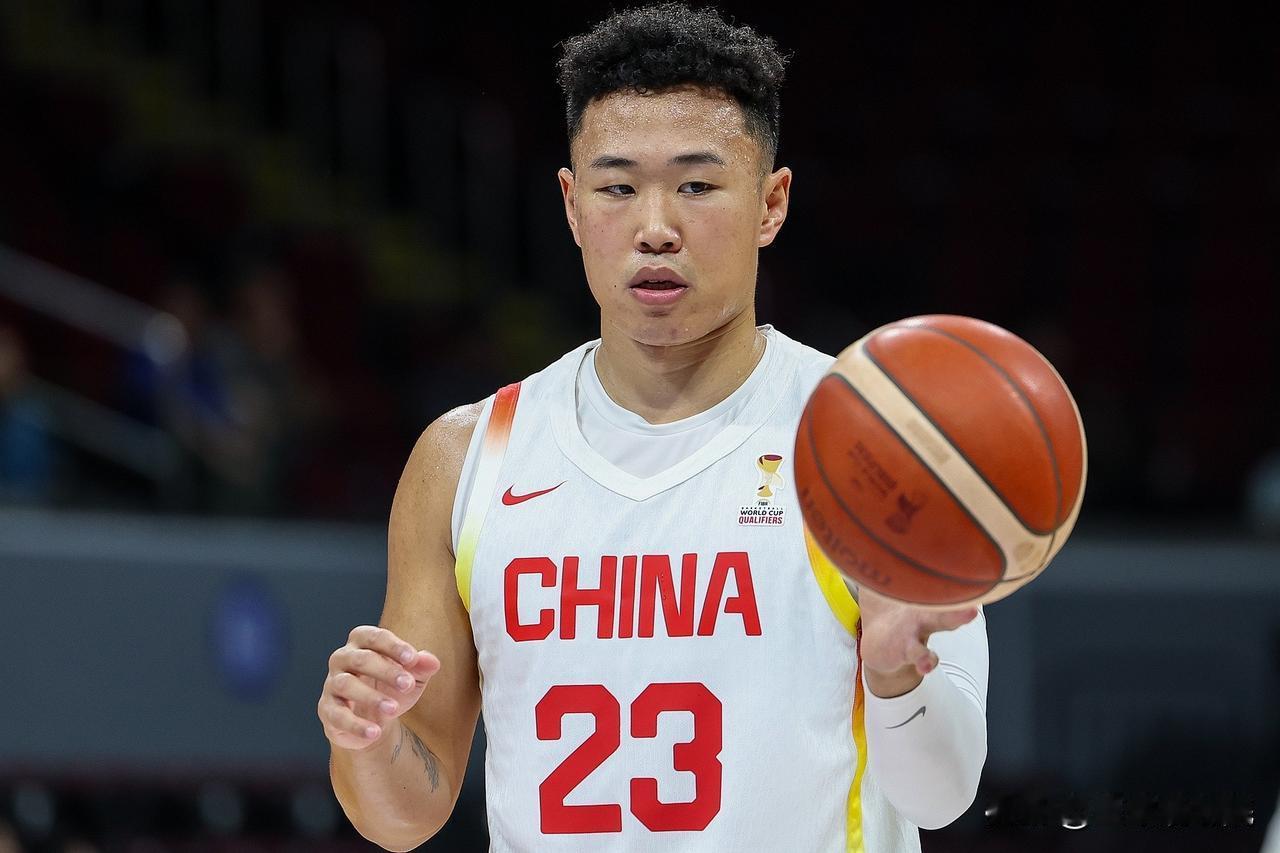 贺希宁也离开了，中国男篮再少一员猛将！根据最新消息，中国男篮亚运会名单中贺希