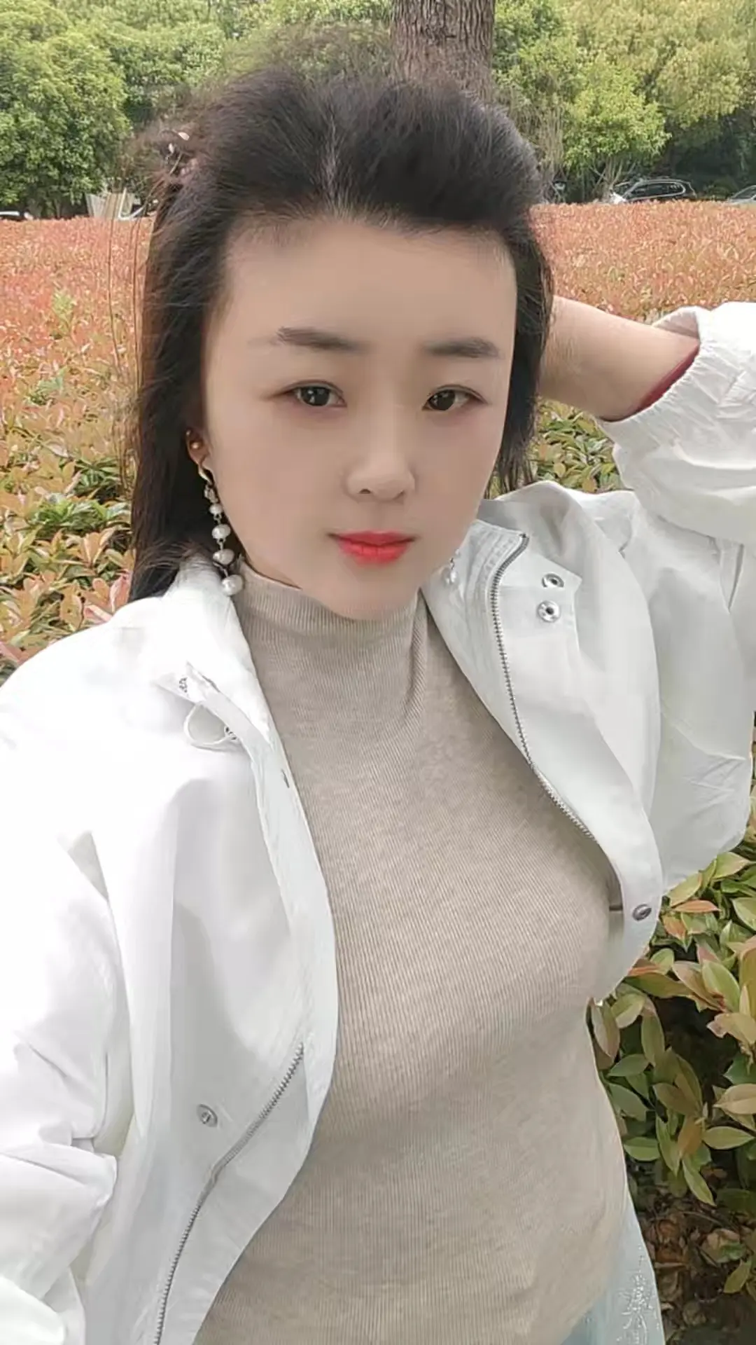 中年小阿姨也要臭美一下。😄😄😄😄✌️✌️✌️