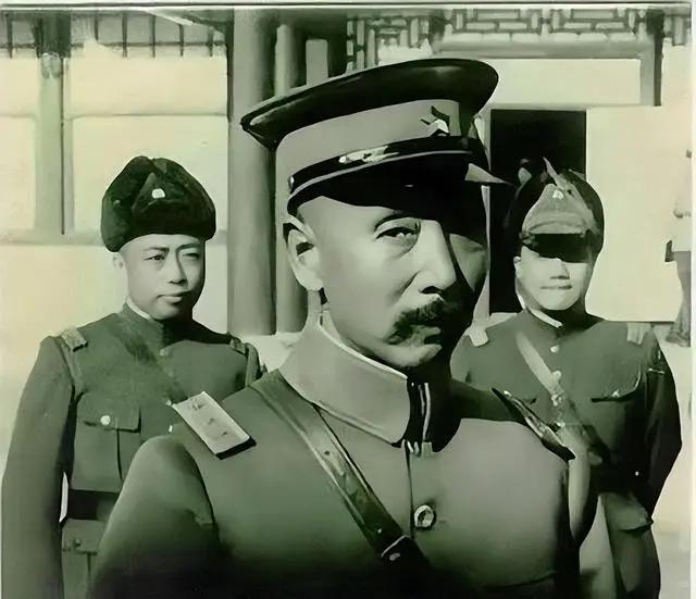1925年12月29日，郭松龄反奉失败后，张作霖在大帅府办公厅召开三省军政善后会