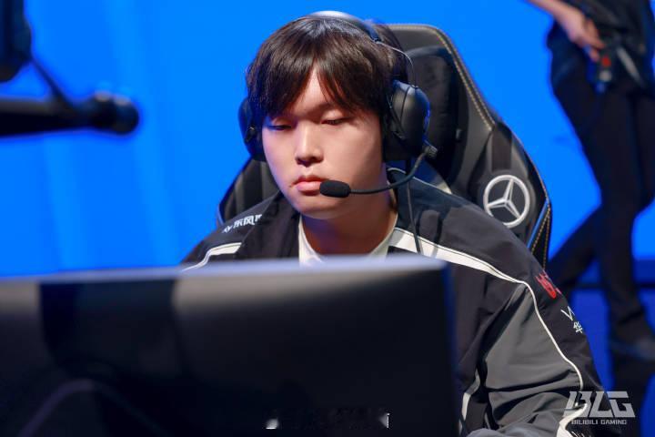 Caps成功复仇BLGBLG想去找T1BLG想去找T1！BLG不敌G2掉落瑞