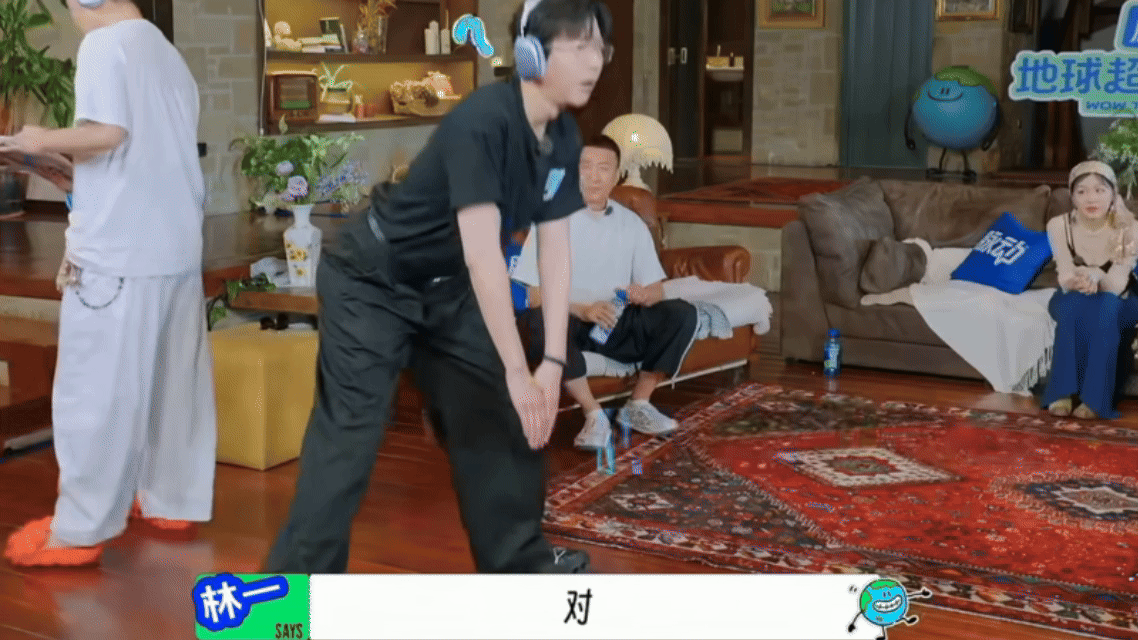 刘宇宁臀部翘到可以顶一瓶汽水刘宇宁身材太绝！腰细腿长肩宽，妥妥理想男友身材，更别