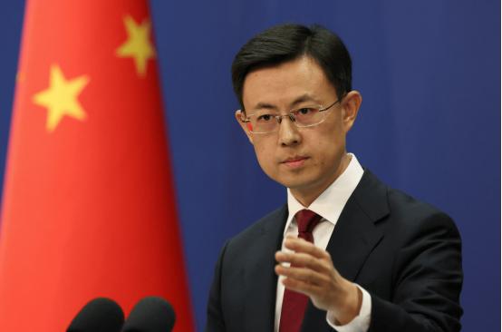 外交部最新表态！中国不打算忍了，不能任由国人被英国欺负成这样！7月18日，中
