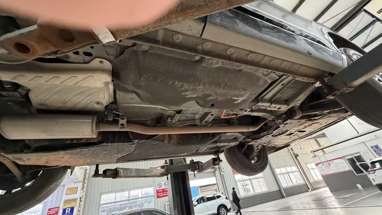 为什么国产车的质量不如合资车好?其实并不是国产车质量不如合资车好，早些年合资车