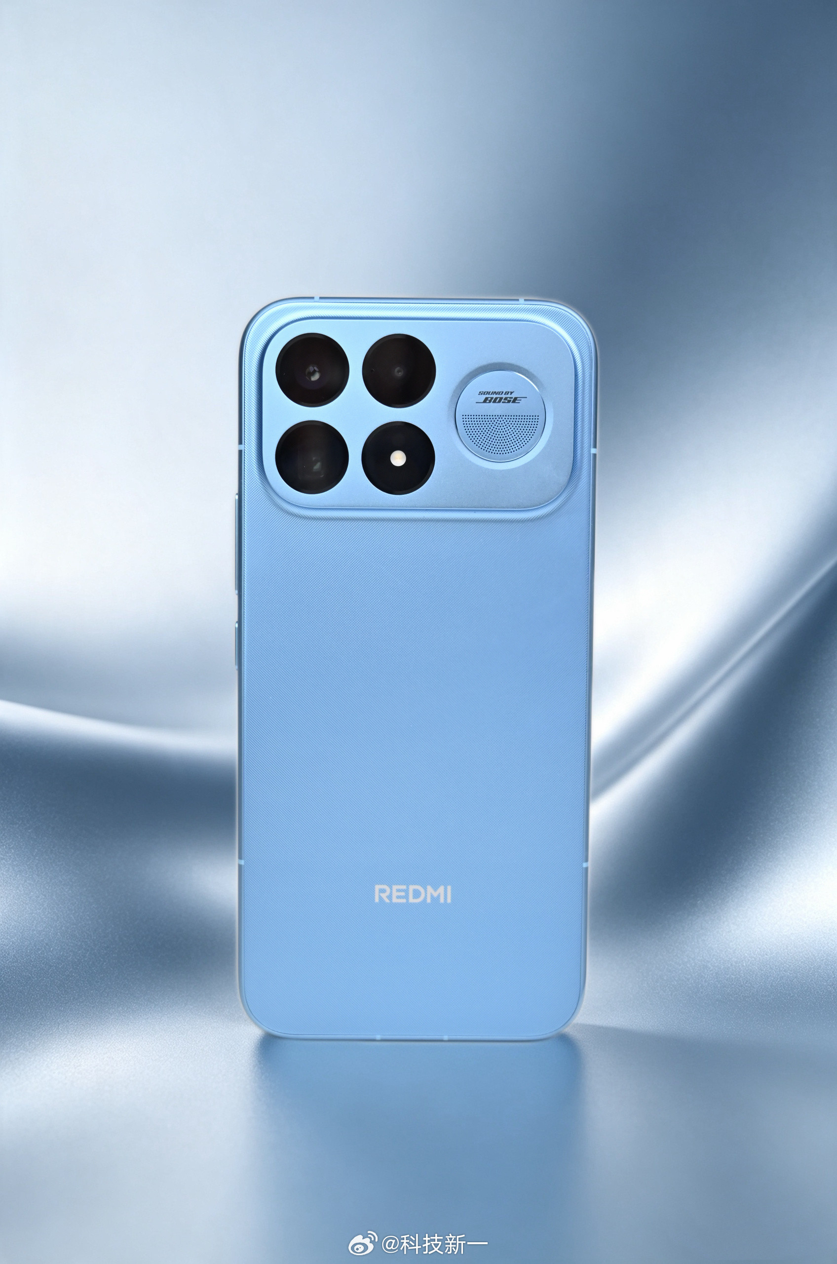 这几天一直在用RedmiK100ProMax，简单跟大家聊聊体验。REDM