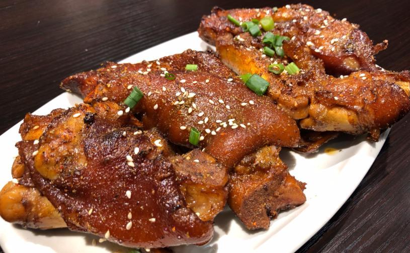 猪肉中“最毒”器官，我国虽明令禁止，但还有人不知情在买来吃肥瘦相间的肉炒出来