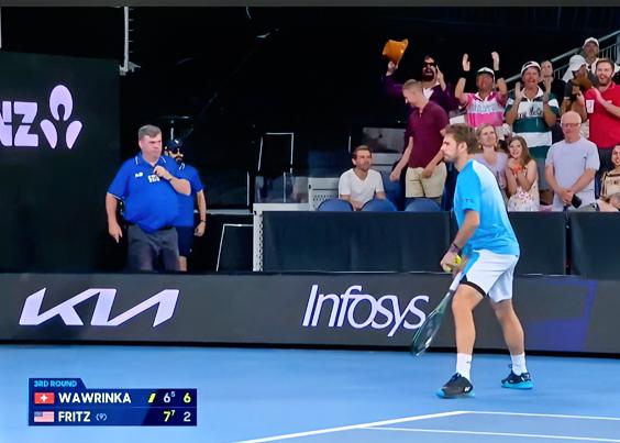 太幸运了！！能看到41岁的瓦林卡打比赛…还能看到如此华丽的单反，真的很幸运