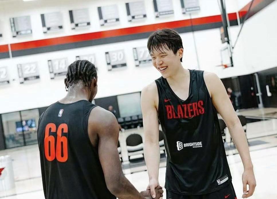 杨瀚森试训第二支球队被赞非常不错，只因有保密要求暂且不知是哪家！5月30日，杨