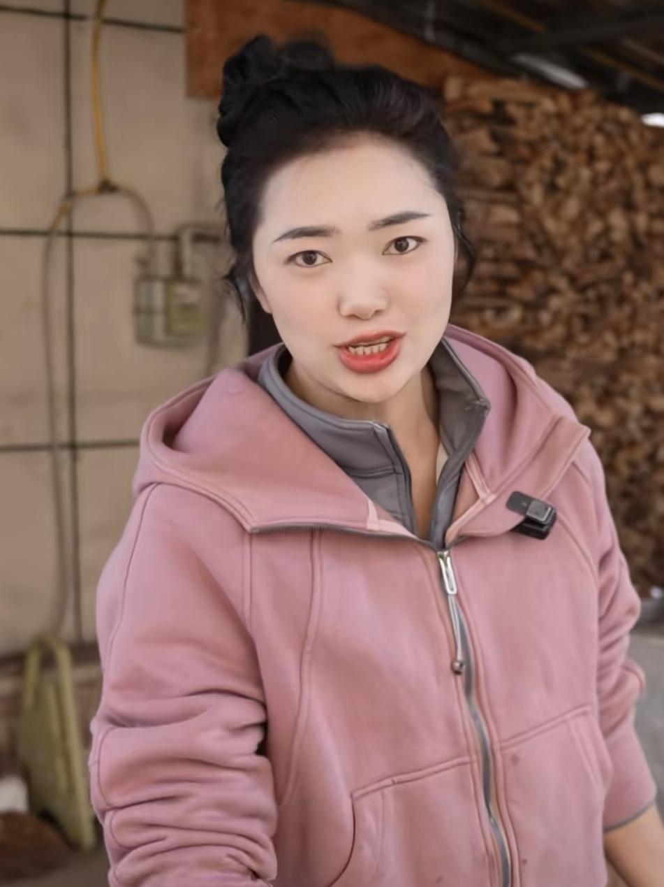 大姑姐可以回娘家过年吗？[捂脸哭]那是当然的，大姑姐结没结婚都可以回娘家过年。只