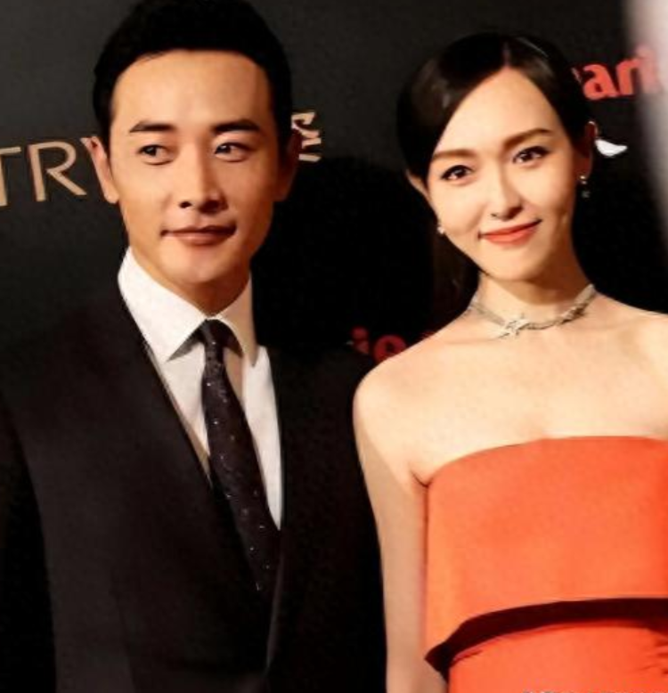 和罗晋结婚6年后，42岁的唐嫣传来喜讯，给娱乐圈明星提了个醒在娱乐圈纷繁复杂的
