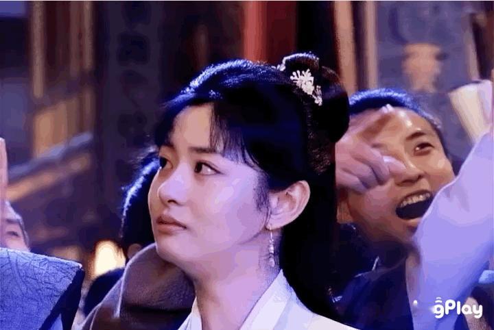 于正要不还是换人捧吧？赵晴是真的不行脸有硬伤​​​