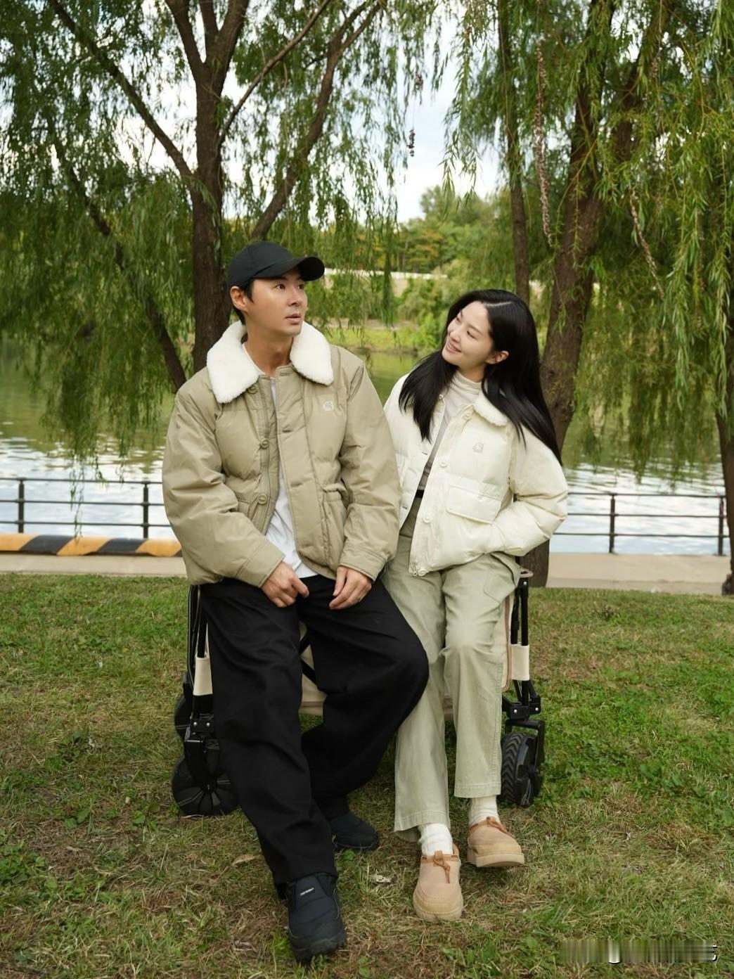 12月，Junjin的妻子刘亦书在个人Instagram上上传了多张照片，并写道