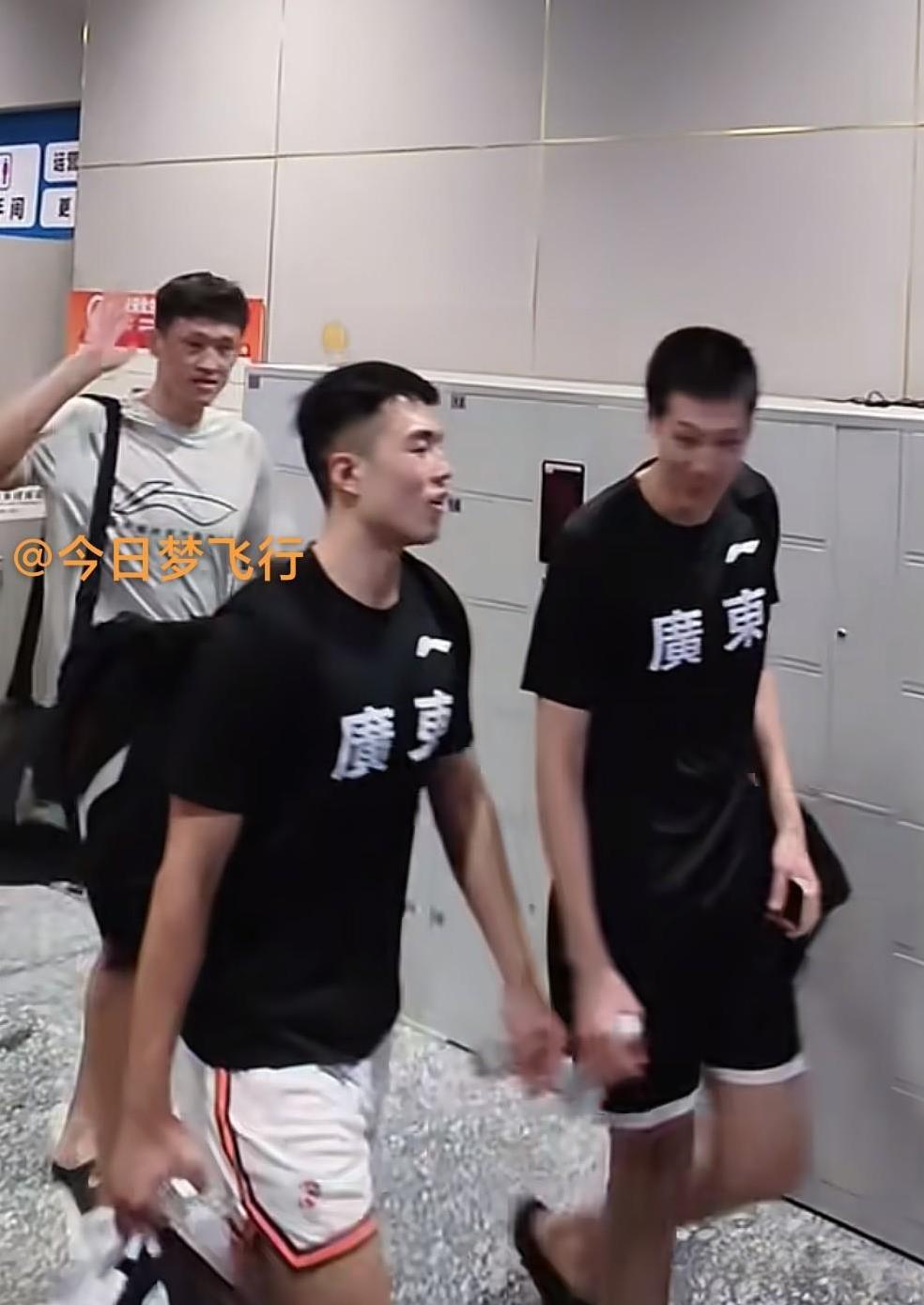 今晚二番战墨尔本老虎队，广东队人员不会有调整！中澳男篮挑战赛第二站比赛，今晚七