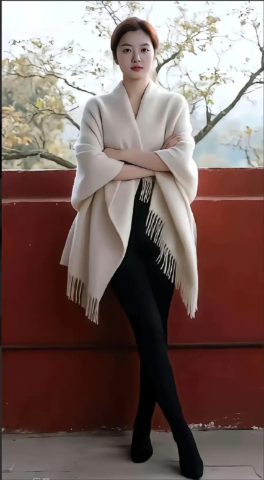 你觉得什么样的女人才算美？图片中的女人美不美？你看她清新脱俗，朴实无华，落落大方