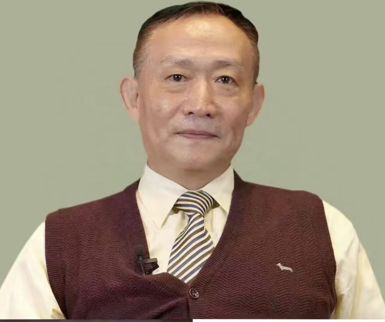 离谱到骨子里！巨额窟窿不查账，反倒忙着捂嘴真的越看越觉得荒唐，偌大的资金窟