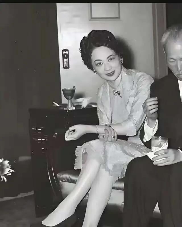 [点赞]提到宋氏家族，人们几乎本能地只会想到“三姐妹”，却常常忽略了这个家族里