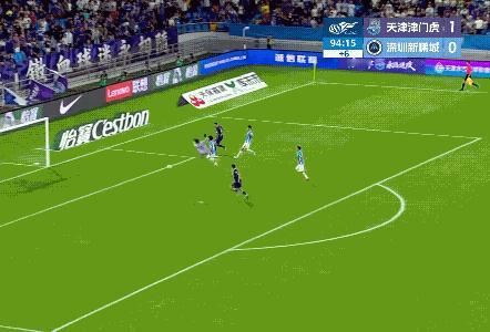天津津门虎主场3：0击败深圳新鹏城，比赛伤停补时最后时刻天津津门虎连续打进2球，