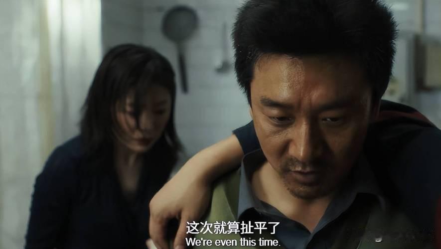 世界杯间隙，《追恶》大火，我感觉不亚于当年的《狂飙》。《狂飙》带火了高启强扮演