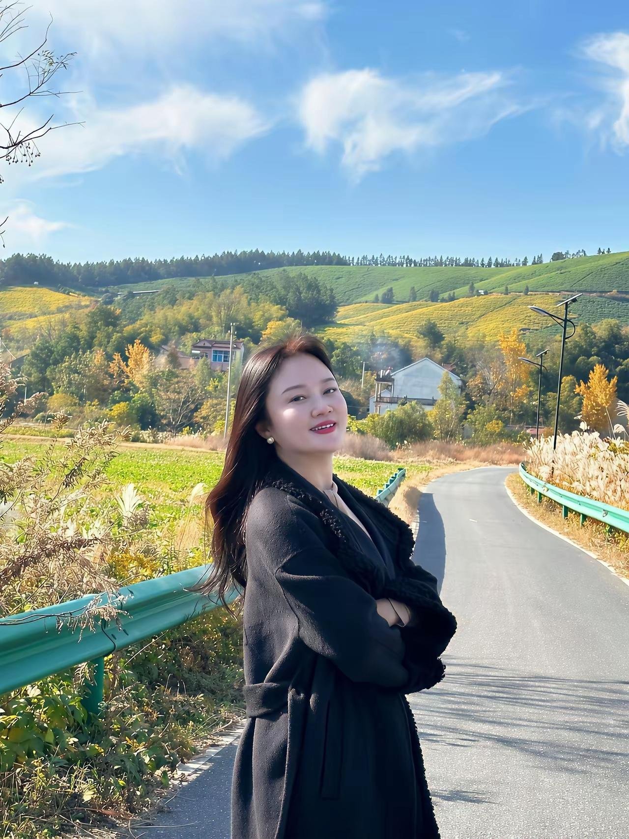 山野路长，笑看云卷云舒。