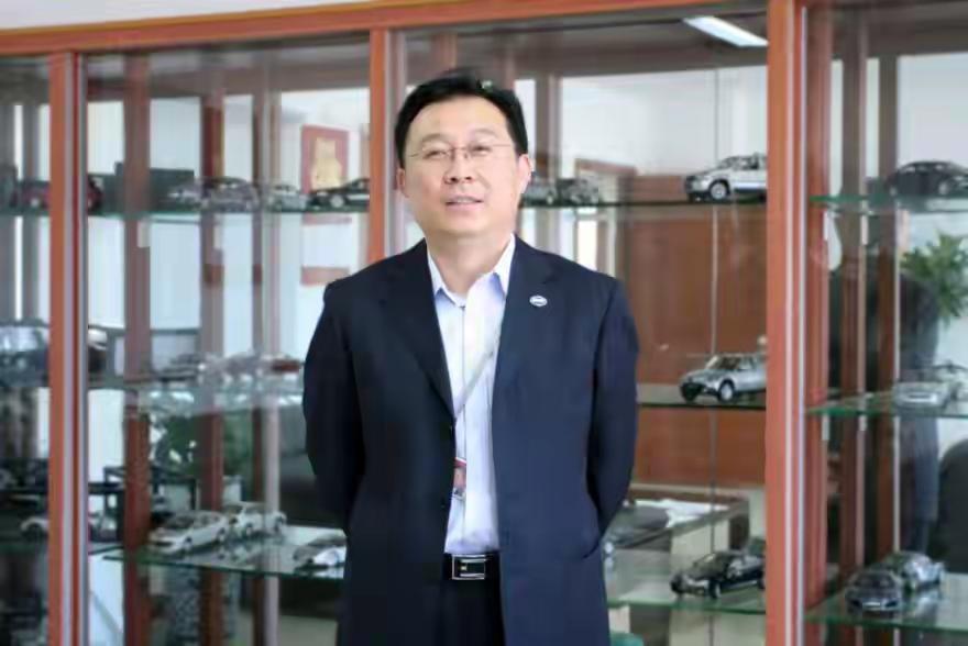 曾被嘲“组装厂”的比亚迪，终于有了自己的院士这个消息像是一声惊雷，让所有曾经质