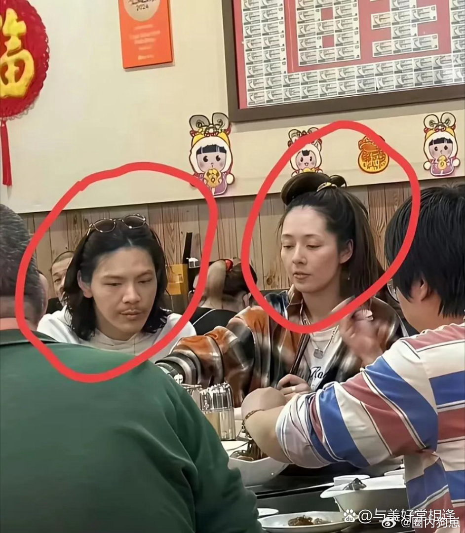 郭碧婷素颜状态十分能打，肌肤状态自然耐看，颜值底子一目了然
