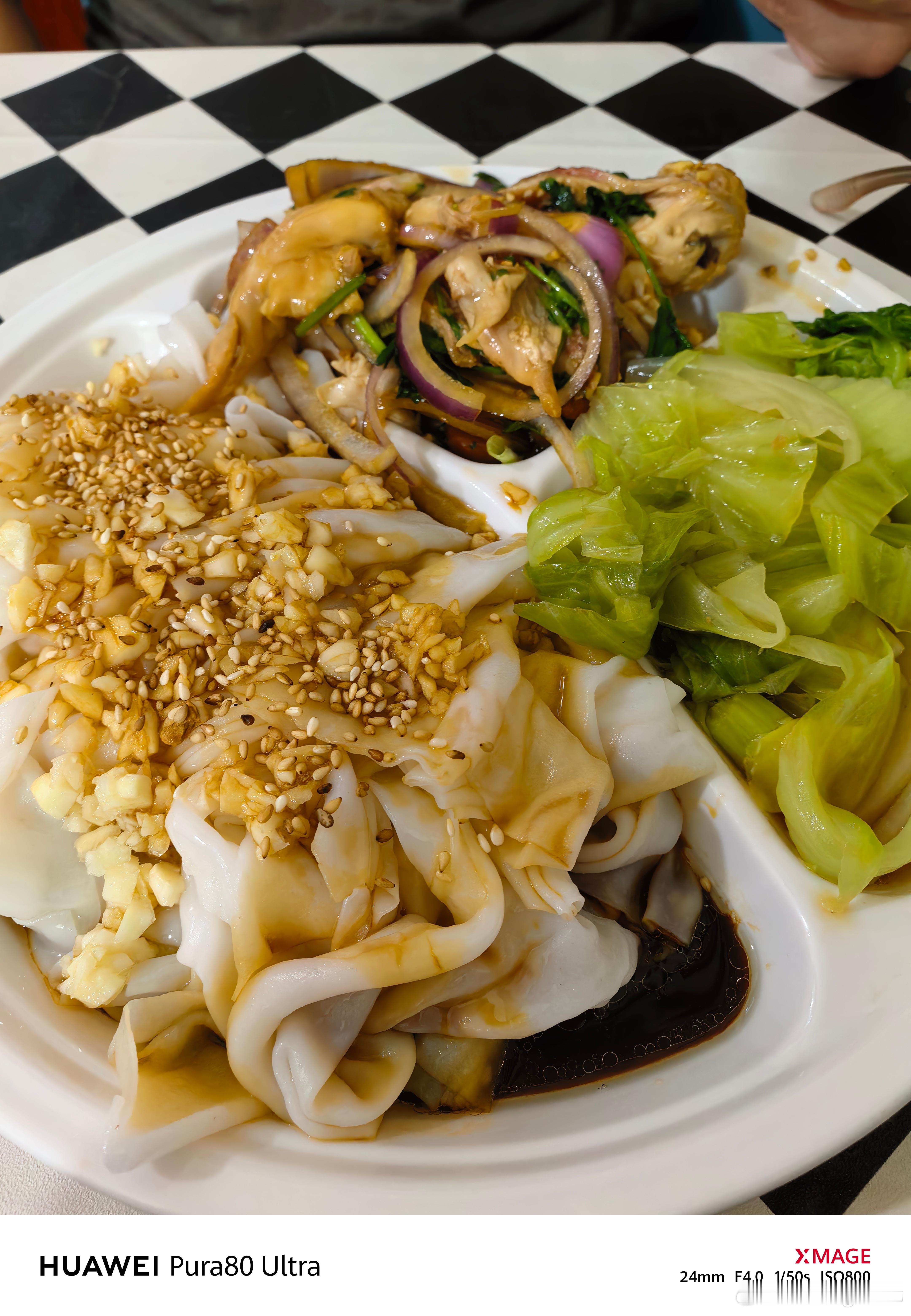 有厌食症的留子回国中国人为什么那么热衷于像老外介绍自己的美食就是因为太好吃了！有