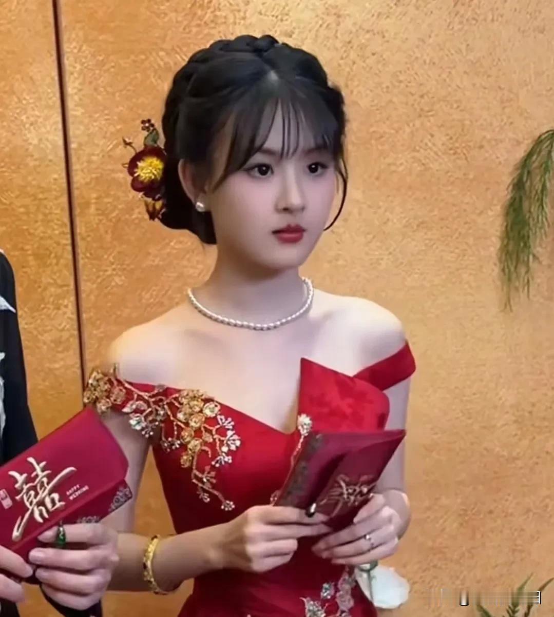 💍💍💍新娘的惊艳时刻，红衣飘飘，幸福满满！