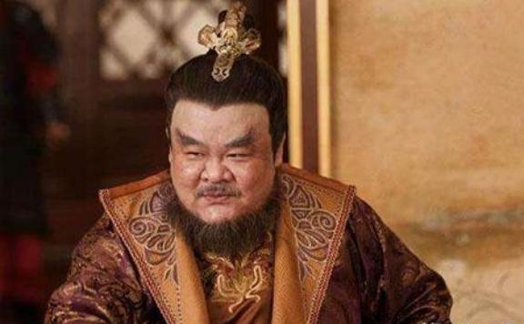 公元757年，安禄山睡觉时，阉人李猪儿用刀捅进了他的肚子，当时，安禄山想起身拿刀