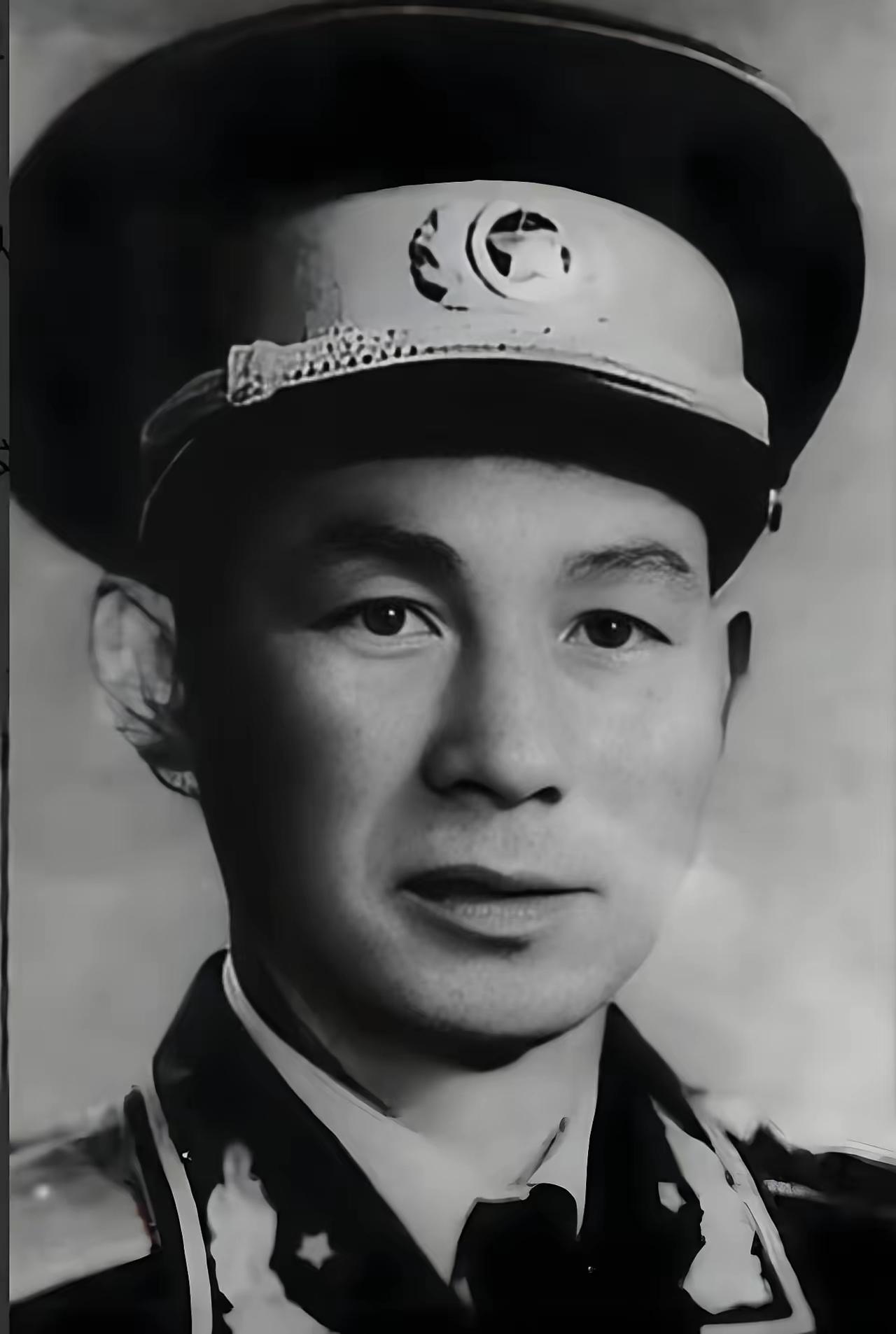 1943年，老红军王雁鸣申请结婚，却被拒绝，他一气之下离队出走，结果碰上日军，不