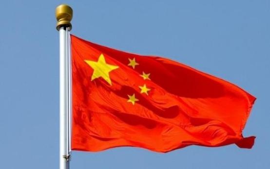 美国现在对中国这么急，说白了就两个原因。第一，中国没按他们设计的剧本走。当年美国