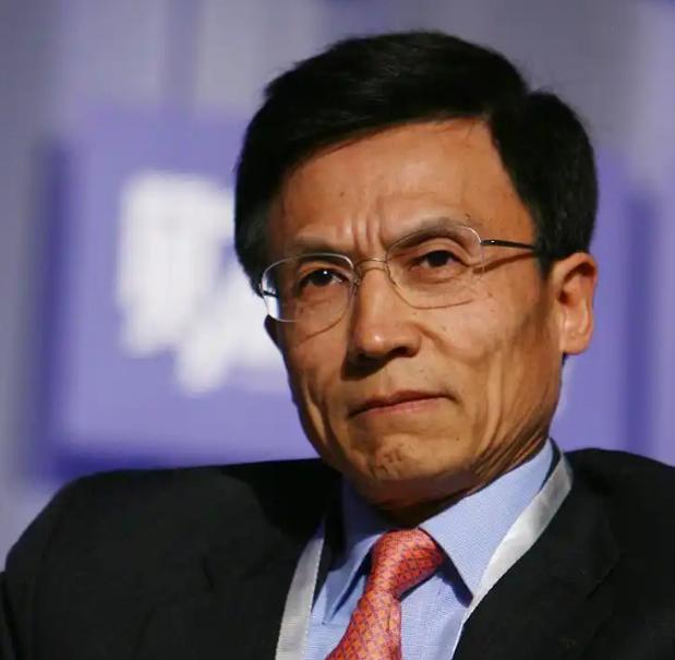 为什么说中国的公知需要一次肃清？说个扎心的，2011年，中国高铁还在发展中，却遭