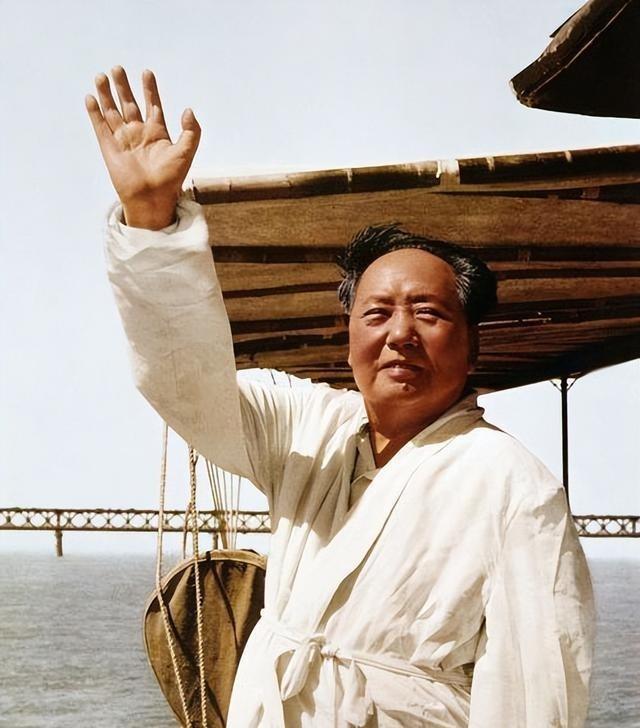 1948年，聂荣臻的秘书问毛主席：如无西安事变，我们现在会怎样？毛主席：我们也会