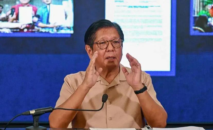 菲律宾媒体:总统健康状况恶化，已无法履行职责。菲律宾现任总统小马科斯最近的情