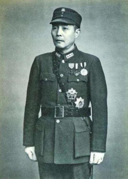 1938年，钱大钧黑着脸走进军统湖北站，当着众特务的面，一枪击毙了特务处长杨若琛